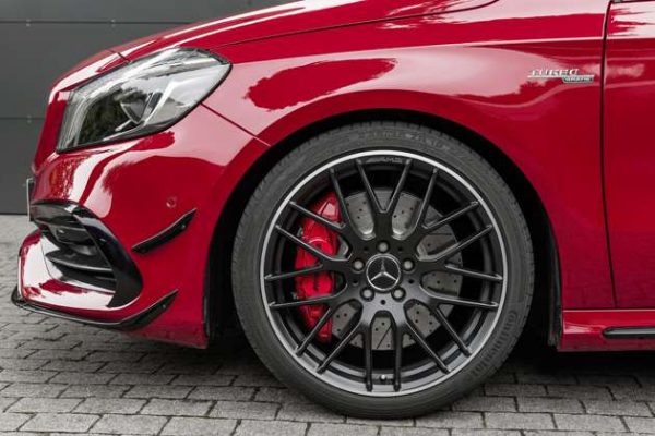 Đánh giá xe Mercedes A45 AMG 2020 Chiếc hatchback đình đám